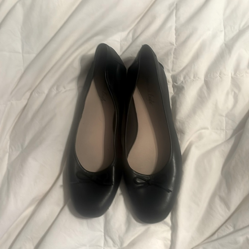 American Eagle flats